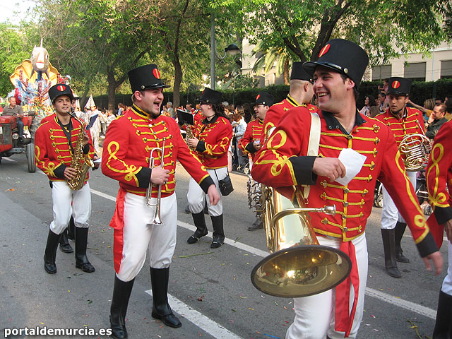 El desfile ‘Murcia en Primavera’ recorri las calles de la ciudad de Murcia - 57