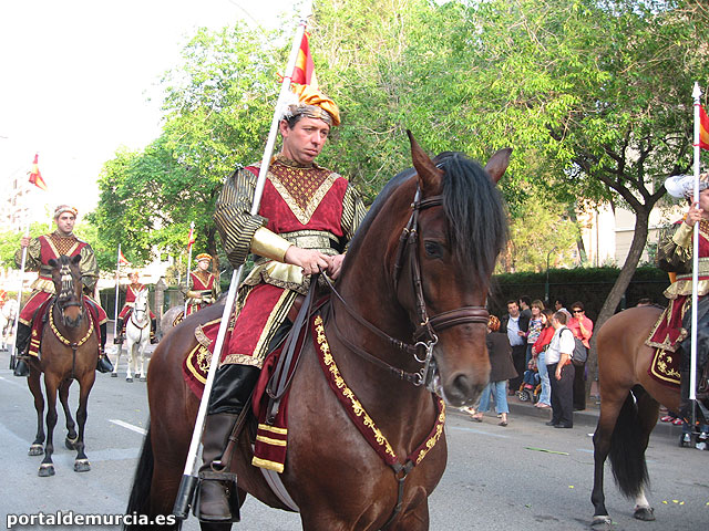 El desfile ‘Murcia en Primavera’ recorri las calles de la ciudad de Murcia - 150
