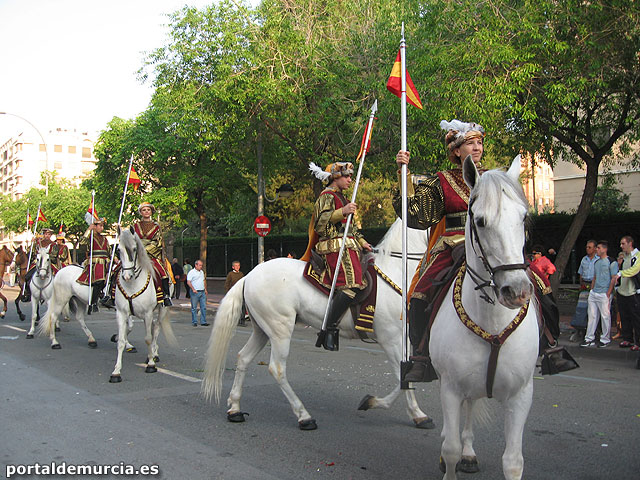 El desfile ‘Murcia en Primavera’ recorri las calles de la ciudad de Murcia - 155