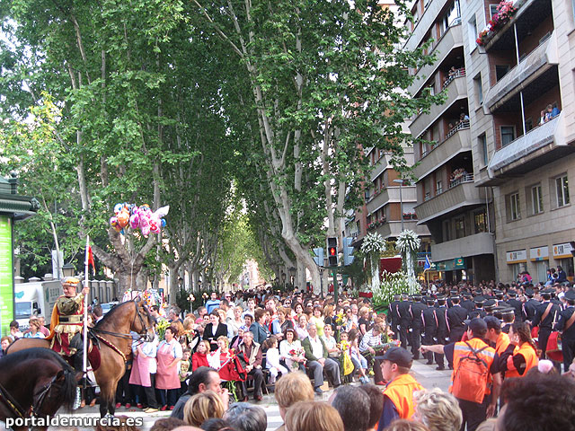 El desfile ‘Murcia en Primavera’ recorri las calles de la ciudad de Murcia - 159