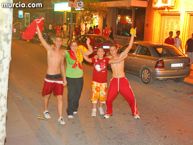 Cerca de 15.000 murcianos celebran la Eurocopa en la Plaza Circular - 17