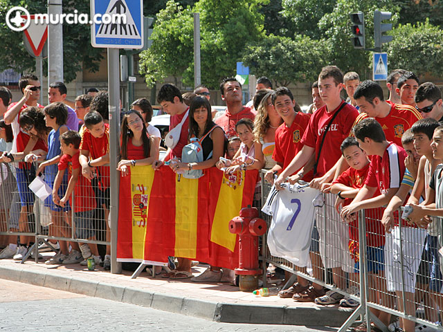Murcia recibe a la campeona de Europa con pasin y cnticos a Iker Casillas - 18