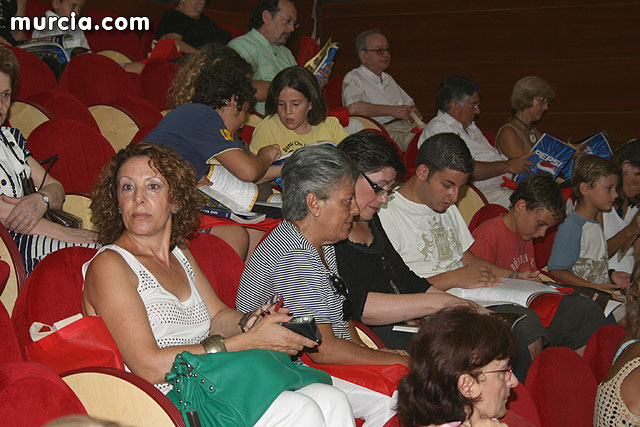 Presentacin de la Revista Festera  Moros y Cristianos 2009  - 13