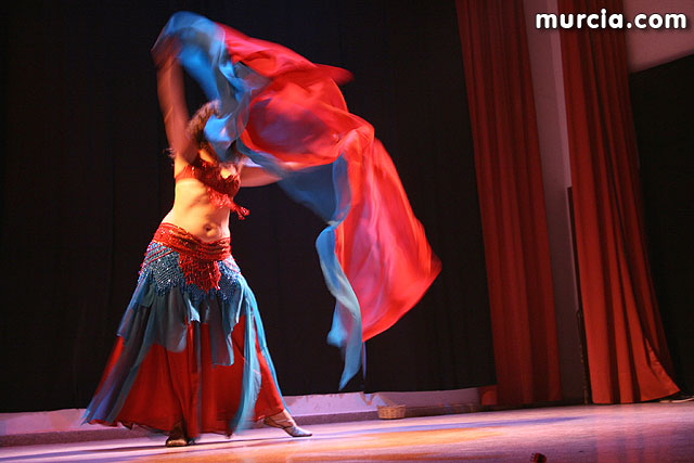 Danza Oriental. Espectculo Al Bidaya, de la compaña Zaar - 36
