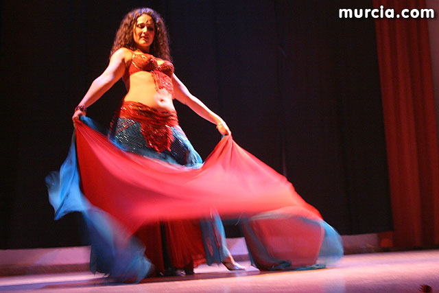 Danza Oriental. Espectculo Al Bidaya, de la compaña Zaar - 37