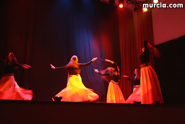 Danza Oriental. Espectculo Al Bidaya, de la compaña Zaar - 76