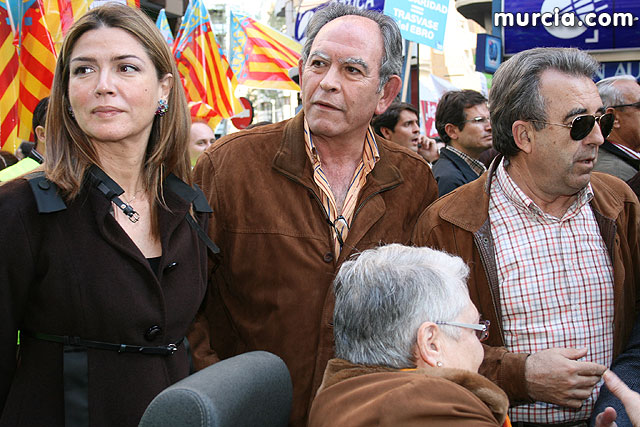 Cientos de miles de personas se manifiestan en Murcia a favor del trasvase - 57