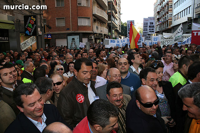 Cientos de miles de personas se manifiestan en Murcia a favor del trasvase - 84
