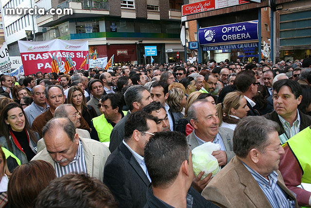 Cientos de miles de personas se manifiestan en Murcia a favor del trasvase - 86