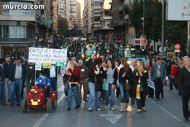 Cientos de miles de personas se manifiestan en Murcia a favor del trasvase - 141