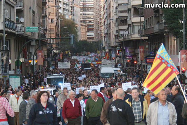 Cientos de miles de personas se manifiestan en Murcia a favor del trasvase - 154