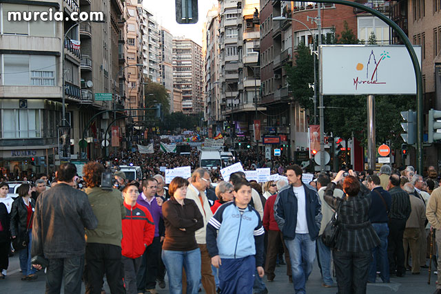 Cientos de miles de personas se manifiestan en Murcia a favor del trasvase - 155