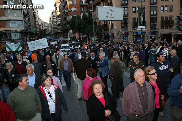 Cientos de miles de personas se manifiestan en Murcia a favor del trasvase - 160