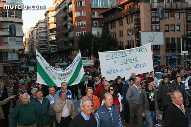 Cientos de miles de personas se manifiestan en Murcia a favor del trasvase - 163