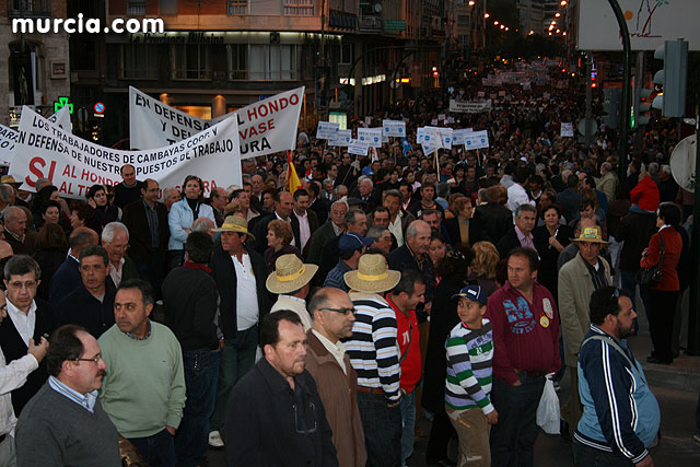 Cientos de miles de personas se manifiestan en Murcia a favor del trasvase - 262