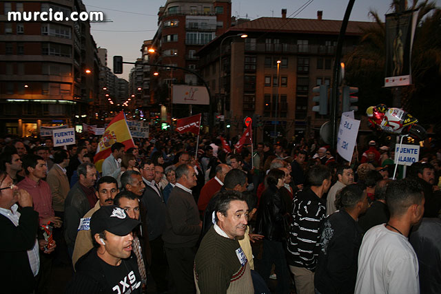 Cientos de miles de personas se manifiestan en Murcia a favor del trasvase - 283