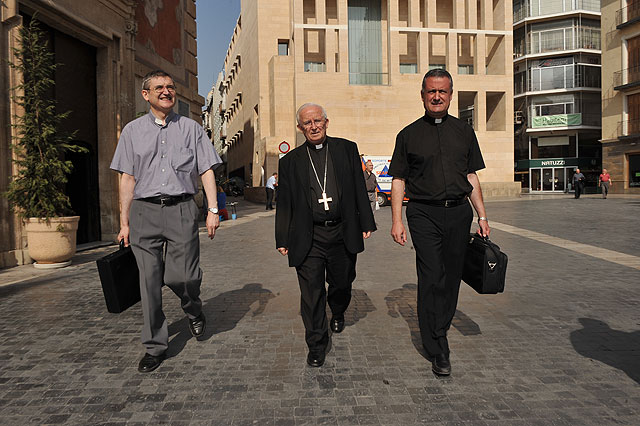 Toma de posesin del nuevo obispo de la dicesis de Cartagena, Jos Manuel Lorca Planes, en la Catedral de Murcia - 16