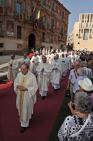 Toma de posesin del nuevo obispo de la dicesis de Cartagena, Jos Manuel Lorca Planes, en la Catedral de Murcia - 90
