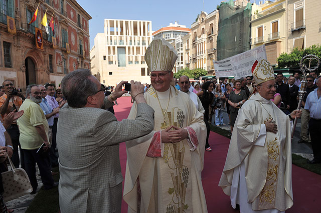 Toma de posesin del nuevo obispo de la dicesis de Cartagena, Jos Manuel Lorca Planes, en la Catedral de Murcia - 100