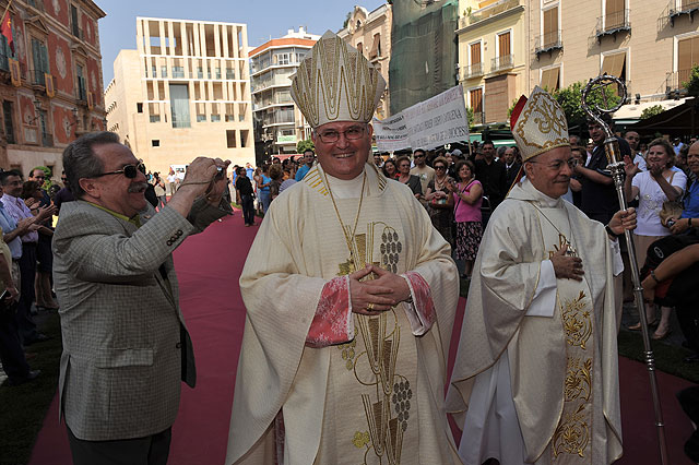 Toma de posesin del nuevo obispo de la dicesis de Cartagena, Jos Manuel Lorca Planes, en la Catedral de Murcia - 101