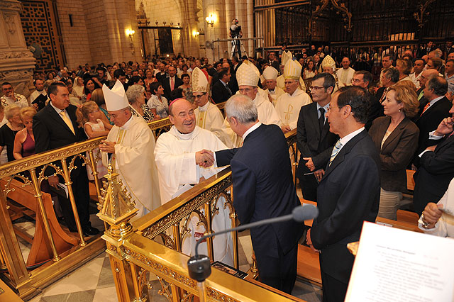 Toma de posesin del nuevo obispo de la dicesis de Cartagena, Jos Manuel Lorca Planes, en la Catedral de Murcia - 212