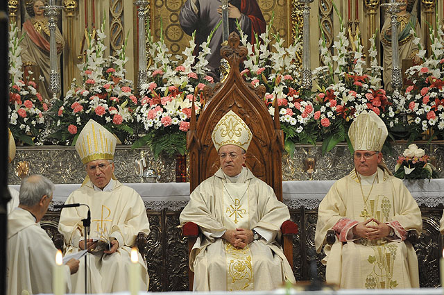 Toma de posesin del nuevo obispo de la dicesis de Cartagena, Jos Manuel Lorca Planes, en la Catedral de Murcia - 237