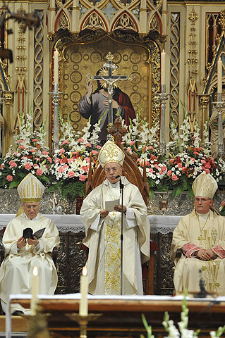 Toma de posesin del nuevo obispo de la dicesis de Cartagena, Jos Manuel Lorca Planes, en la Catedral de Murcia - 239