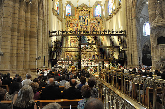 Toma de posesin del nuevo obispo de la dicesis de Cartagena, Jos Manuel Lorca Planes, en la Catedral de Murcia - 241