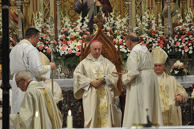 Toma de posesin del nuevo obispo de la dicesis de Cartagena, Jos Manuel Lorca Planes, en la Catedral de Murcia - 250