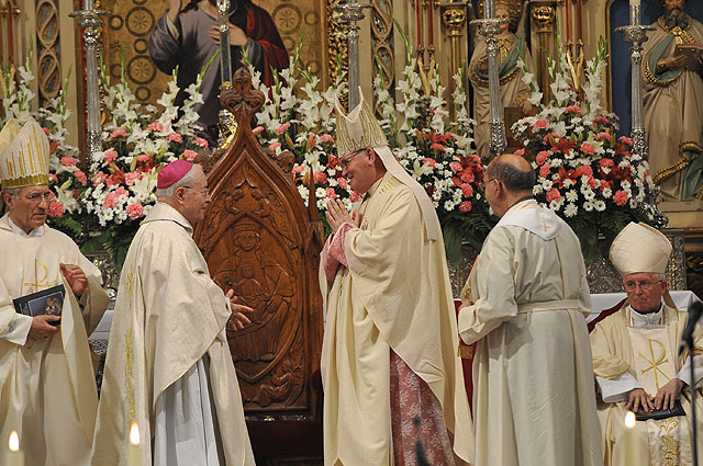 Toma de posesin del nuevo obispo de la dicesis de Cartagena, Jos Manuel Lorca Planes, en la Catedral de Murcia - 252