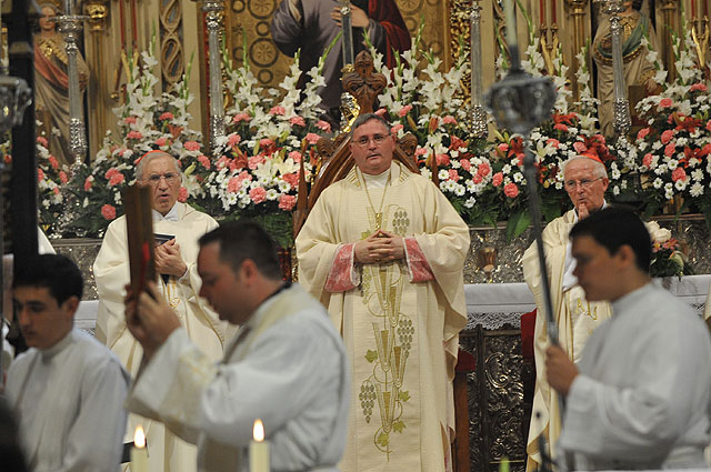 Toma de posesin del nuevo obispo de la dicesis de Cartagena, Jos Manuel Lorca Planes, en la Catedral de Murcia - 273