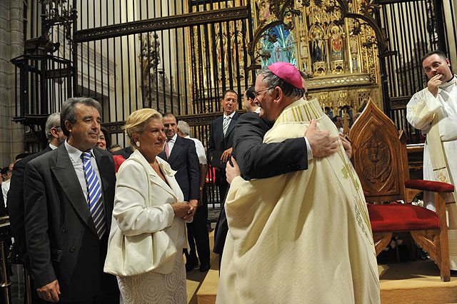 Toma de posesin del nuevo obispo de la dicesis de Cartagena, Jos Manuel Lorca Planes, en la Catedral de Murcia - 361