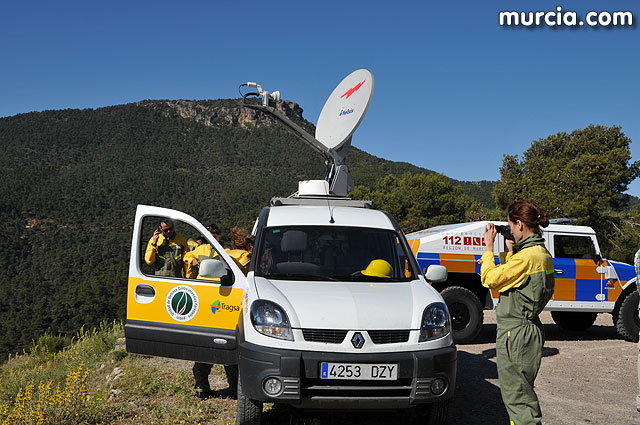 Doscientos efectivos en Sierra Espuña participaron en un simulacro de incendio - 35