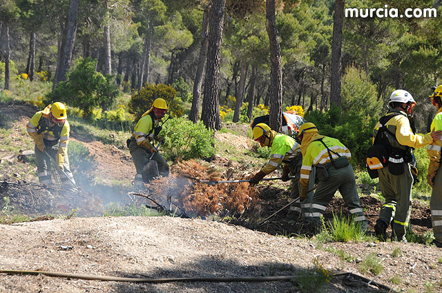 Doscientos efectivos en Sierra Espuña participaron en un simulacro de incendio - 133