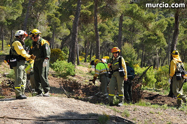 Doscientos efectivos en Sierra Espuña participaron en un simulacro de incendio - 134