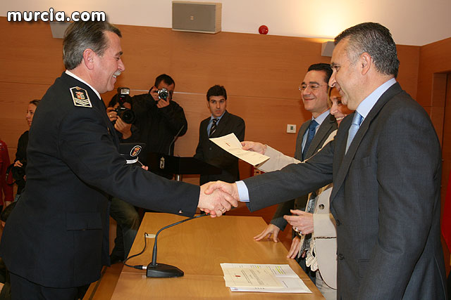 22 nuevos mandos de Polica Local de 12 municipios reciben sus diplomas acreditativos - 47