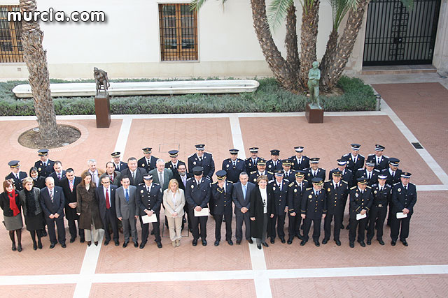 22 nuevos mandos de Polica Local de 12 municipios reciben sus diplomas acreditativos - 93