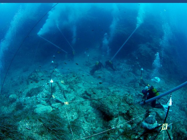 Yacimiento subacutico Bajo de la Campana - 121