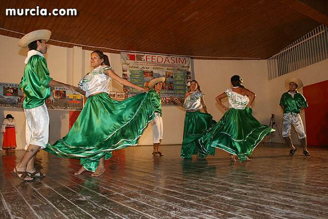 Festival de Danza y Folklore - III Semana Intercultural - 237