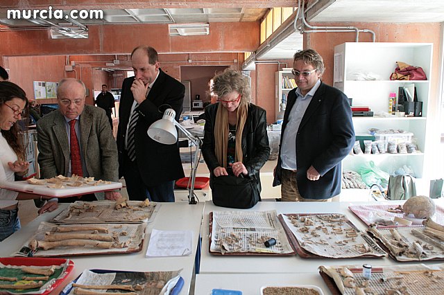 Una delegacin alemana visita el Yacimiento Argrico de la Bastida para impulsar la promocin cultural europea - 109