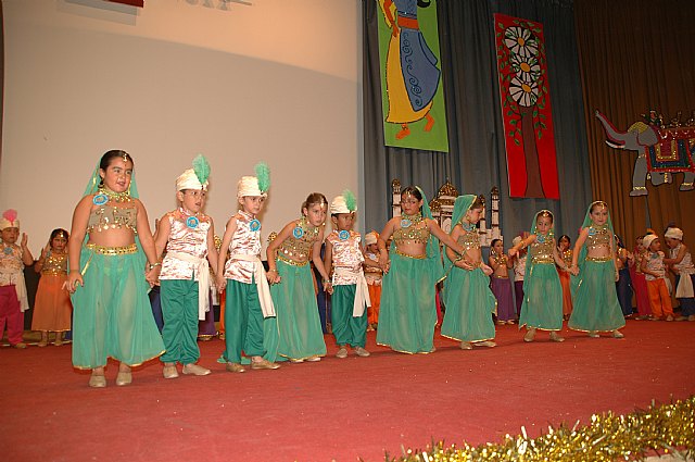 Colegio Reina Sofa. Graduaciones 2011 - 167