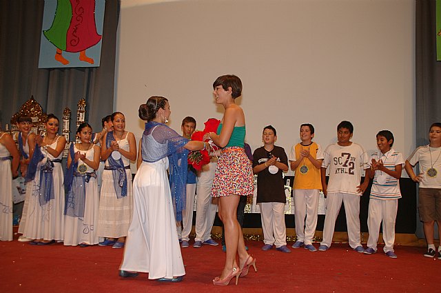 Colegio Reina Sofa. Graduaciones 2011 - 311