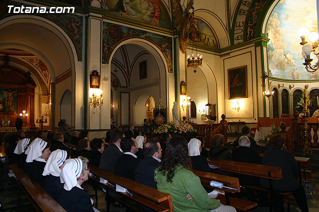 Procesin Virgen de Lourdes y bendicin del retablo - 6