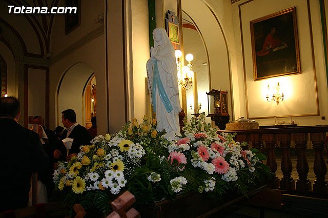 Procesin Virgen de Lourdes y bendicin del retablo - 25