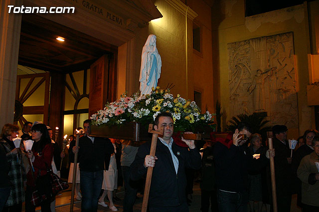Procesin Virgen de Lourdes y bendicin del retablo - 38