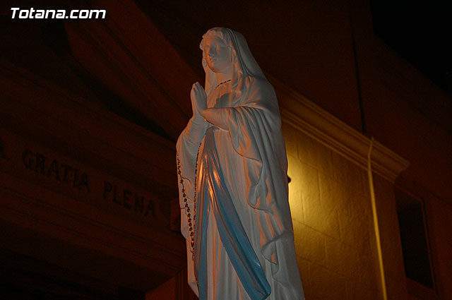 Procesin Virgen de Lourdes y bendicin del retablo - 40