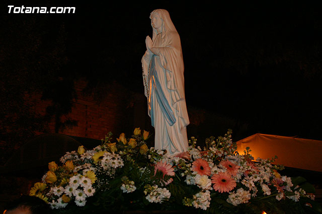 Procesin Virgen de Lourdes y bendicin del retablo - 47