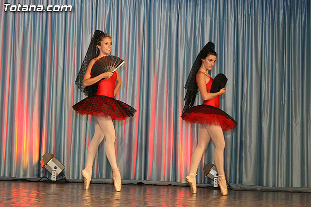 Festival fin de curso escuela de danza Manoli Cnovas - 2010 - 39