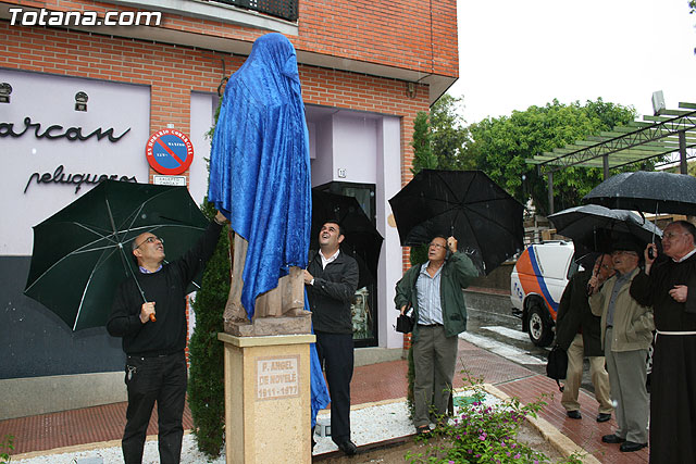 Inauguran una escultura que rinde homenaje a la orden capuchina de Totana - 38