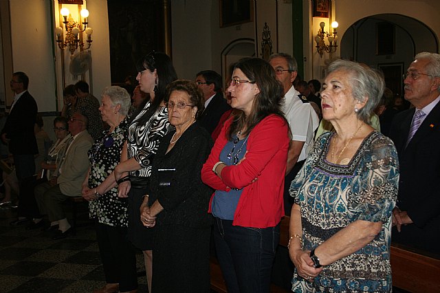 Misa da del Pilar y acto institucional de homenaje a la bandera de Espaa - 2010 - 3